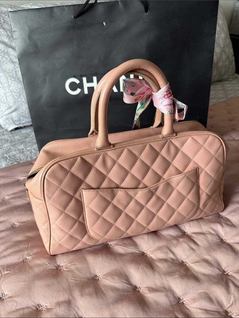 Chanel pink quilted caviar leather bowling bag - Picture 6 of 16